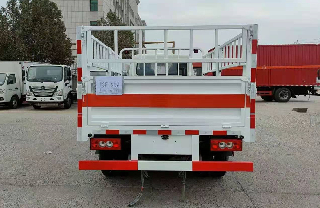 福田時代藍(lán)牌氣瓶運輸車